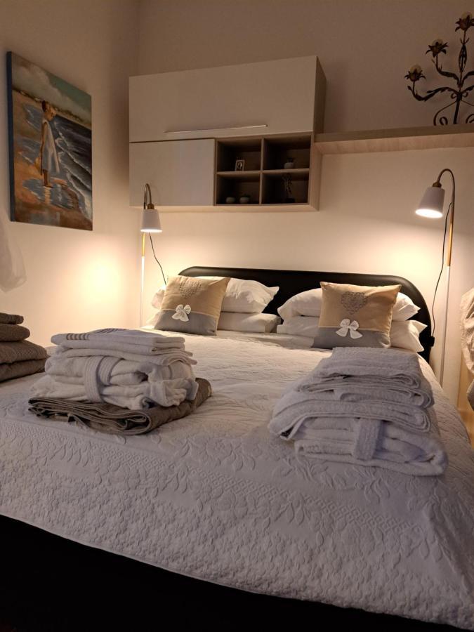 Il Casale Rosso Monolocale Cinque Terre-Toscana Caniparola di Fosdinovo Экстерьер фото