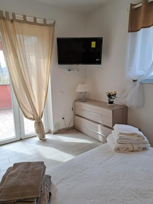 Il Casale Rosso Monolocale Cinque Terre-Toscana Caniparola di Fosdinovo Экстерьер фото
